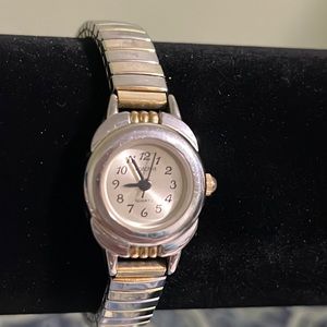 Vintage, Beautiful 2-Tones, Elastic Band Watch-It Brand Ladies Watch *Petite*